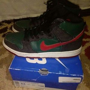 Nike Dunk Gucci (RESN)